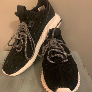 adidas Originals Tubular Doom Sock PK Running Shoe